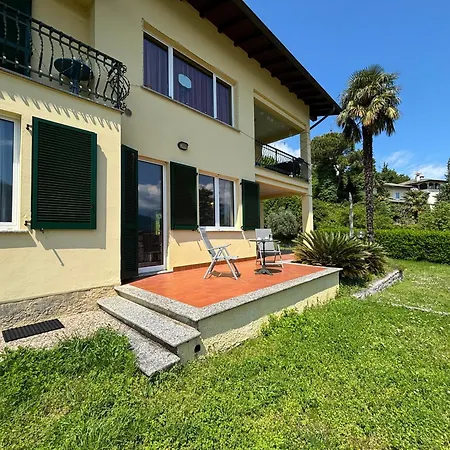 Casa Orny Mezzegra Apartment
