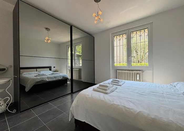 Casa Orny Mezzegra Тремеццо