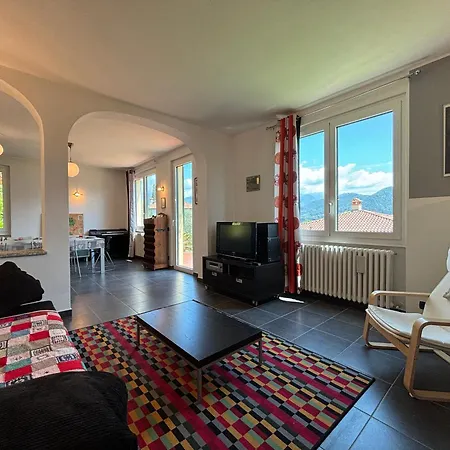 Casa Orny Mezzegra Tremezzo